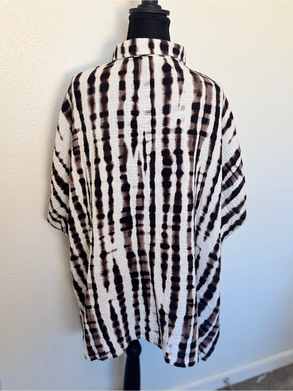 La Blanca Tie Dye Camp Shirt Swim Cover Up One Size - Picture 3 of 4